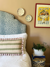 Load image into Gallery viewer, Multi Sweetie Cushions