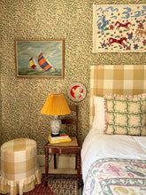 Load image into Gallery viewer, Green Lattice + Pale Pink Frill