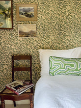Load image into Gallery viewer, Green and Blue Maze + Green Piping