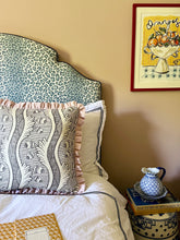 Load image into Gallery viewer, Neutral Grenades + Pale Pink Frill