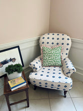 Load image into Gallery viewer, Green Squiggle + Your Choice of Frill / Piping and Back