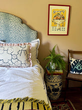 Load image into Gallery viewer, Navy Grey Naked Flower + Pale Pink Frill