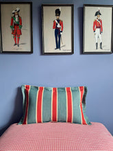 Load image into Gallery viewer, Blue and Red Funky Stripe
