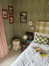 Load image into Gallery viewer, Green Checkerboard + Oxford Border