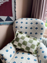Load image into Gallery viewer, Green Checkerboard + Oxford Border