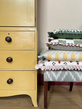 Load image into Gallery viewer, Green Checkerboard + Pale Pink Frill