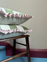 Load image into Gallery viewer, Green Checkerboard + Pale Pink Frill