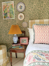 Load image into Gallery viewer, Pink Flower Trellis + Your Choice of Frill / Back Fabric