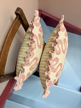 Load image into Gallery viewer, Pink and Green Squiggle