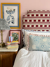 Load image into Gallery viewer, Blue Shell + Pale Pink Frill