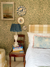 Load image into Gallery viewer, Blue Shell + Pale Pink Frill