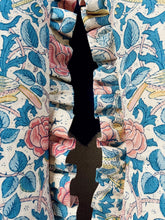Load image into Gallery viewer, William Morris Bird and Rose + Matching Frill