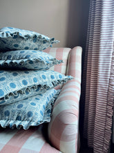 Load image into Gallery viewer, Blue Seed Pod + Matching Frill