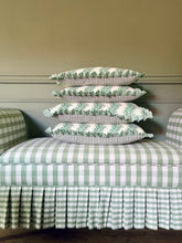 Load image into Gallery viewer, Green Scrolling Fern + Green Coral Frill