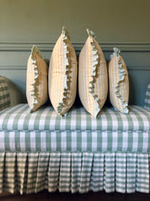 Load image into Gallery viewer, Yellow Stripe + Green Seafern Frill