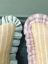 Load image into Gallery viewer, Yellow Stripe + Green Seafern Frill