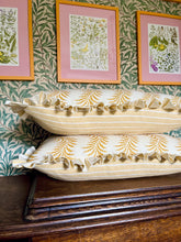 Load image into Gallery viewer, Yellow Scrolling Fern + Yellow Stripe Frill