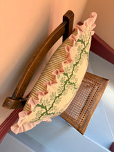 Load image into Gallery viewer, Green Lattice + Pale Pink Frill
