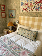 Load image into Gallery viewer, Olive Star + Your Choice of Frill / Back Fabric
