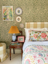 Load image into Gallery viewer, Pretty Floral Multi + Pale Pink Frill
