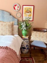 Load image into Gallery viewer, Velvet Leopard + Oxford Border
